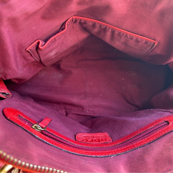 Chic Red Shoulder Bag